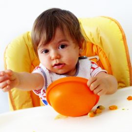 À mesa também se fala! As interações nos momentos das refeições em creche